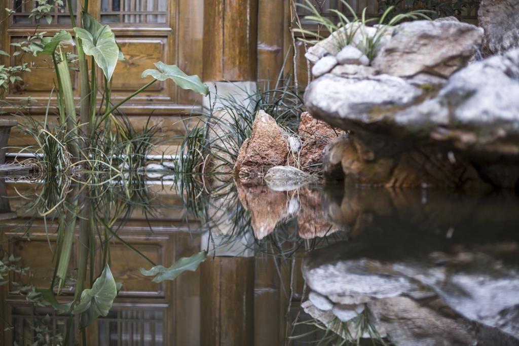 Nirvana Villa Lijiang  Exteriör bild